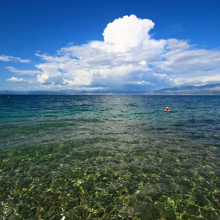 Villa Island Stonehouse Kala Mendula *