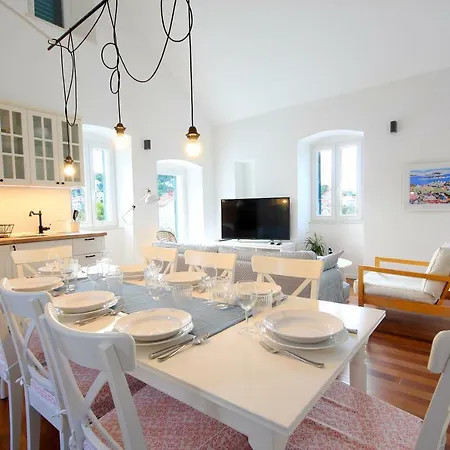 Island Stonehouse Kala Mendula 빌라